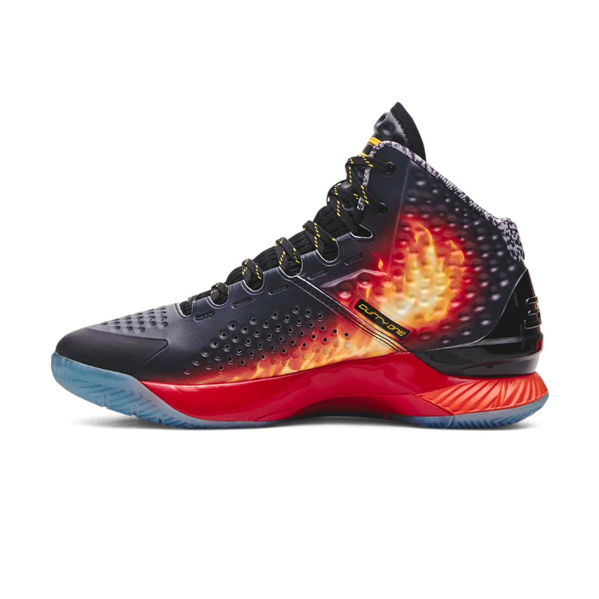 The one, the only, the original Curry 1s are back for a special, limited re-release. Bring it back with shock-absorbing cushioning, lightweight structure, and a supportive feel.