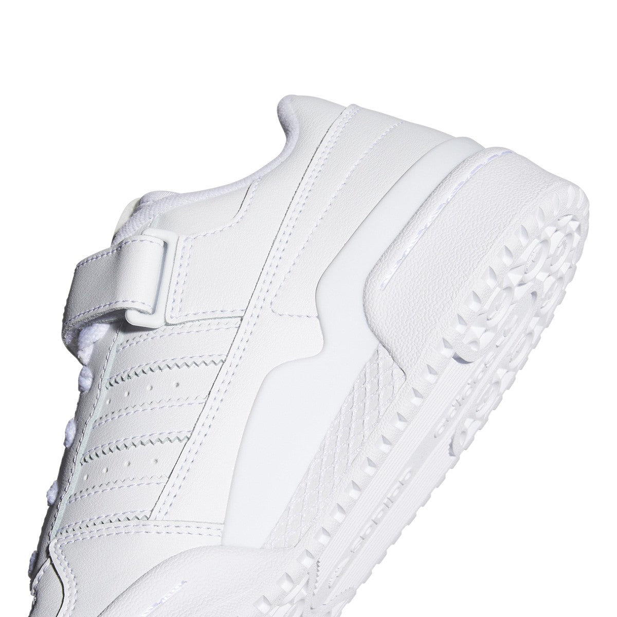 Wmns Forum 'White Shock Pink'