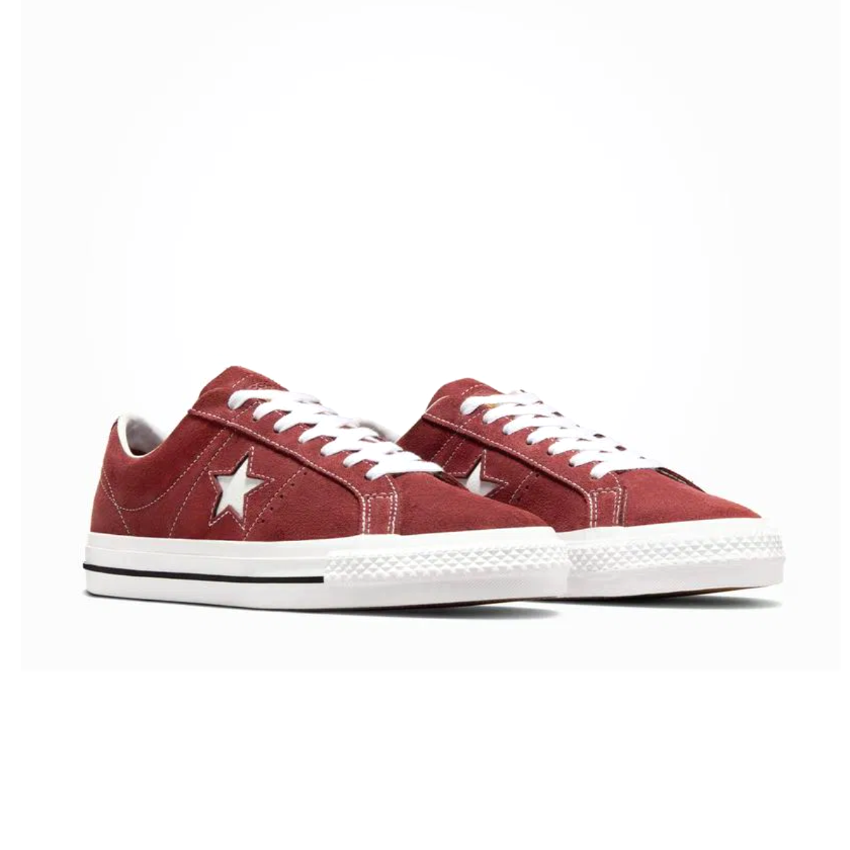 The One Star Pro stands out with its durable materials and comfortable insole. Designed for both skateboarding performance and everyday wear, these sneakers offer a blend of comfort and style.