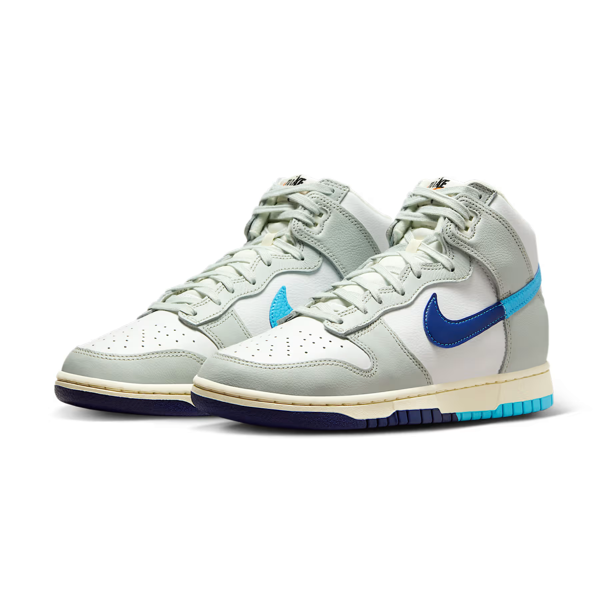 From backboards to skateboards, the influence of the Nike Dunk is undeniable. Although introduced as a basketball shoe in 1985, its flat and grippy soles were perfect for a neglected sport community—skaters. Uncovering a subculture craving creativity as much as function, the Dunk released decades of countless colourways that continue to capture the soul of skaters from coast to coast. Created for the hardwood but taken to the streets, the '80s b-ball icon returns with crisp leather and retro colours. Plus,