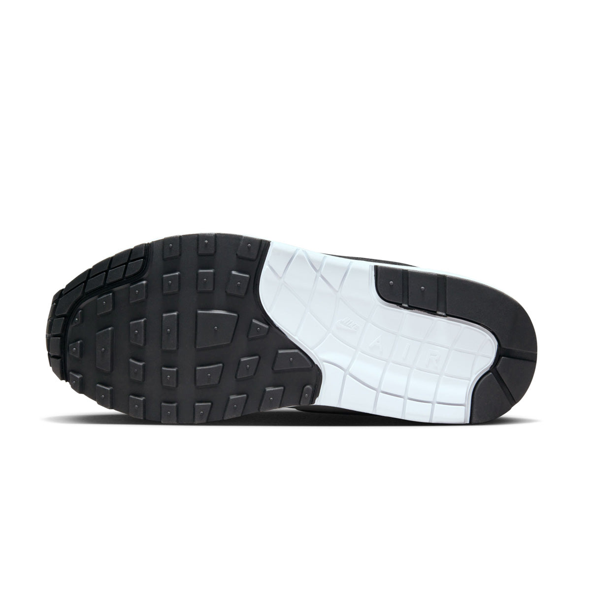 Meet the leader of the pack. Walking on clouds above the noise, the Air Max 1 blends timeless design with cushioned comfort. Sporting a fast-paced look, wavy mudguard and Nike Air, this classic icon hit the scene in ‘87 and continues to be the soul of the franchise today.