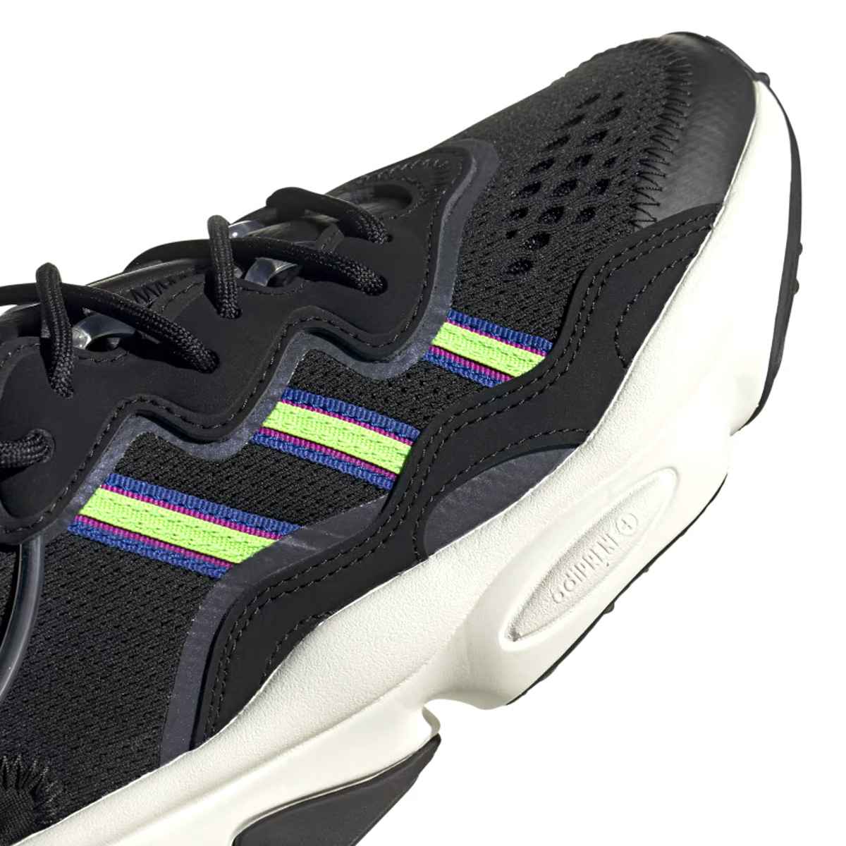 Wmns Ozweego 'Vivid Pink'