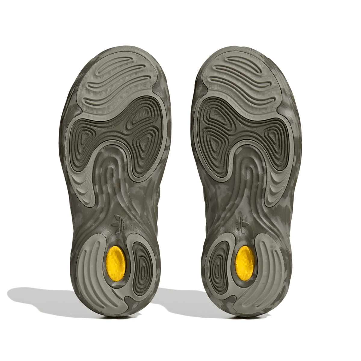 adiFOM Q 'Silver Pebble'