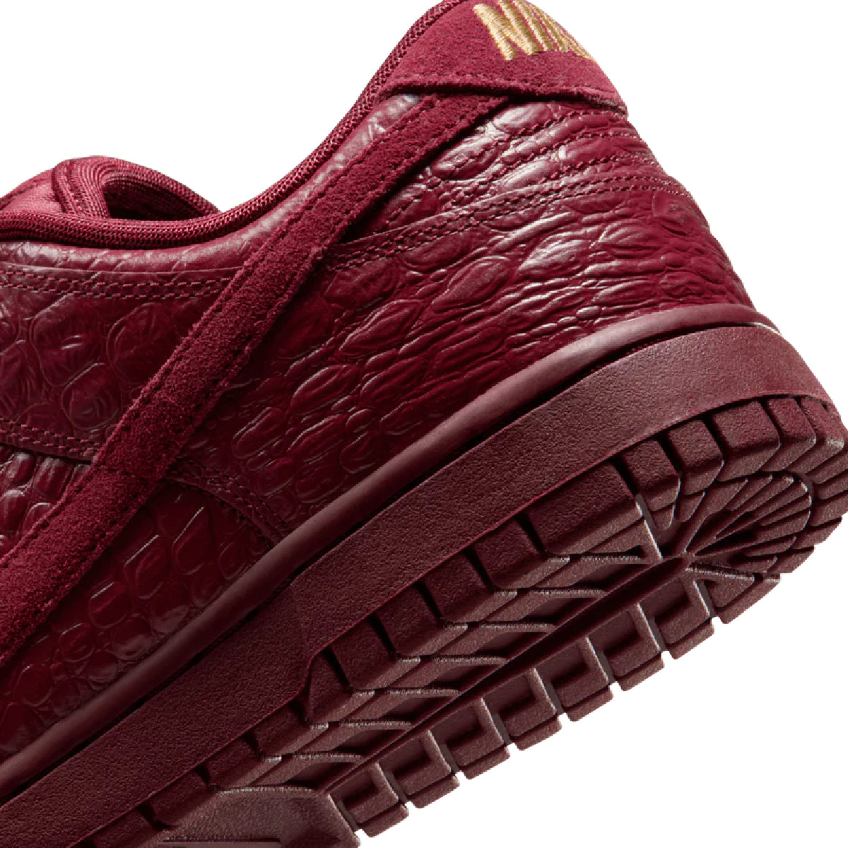 Wmns Dunk Low 'Crocs Team Red'