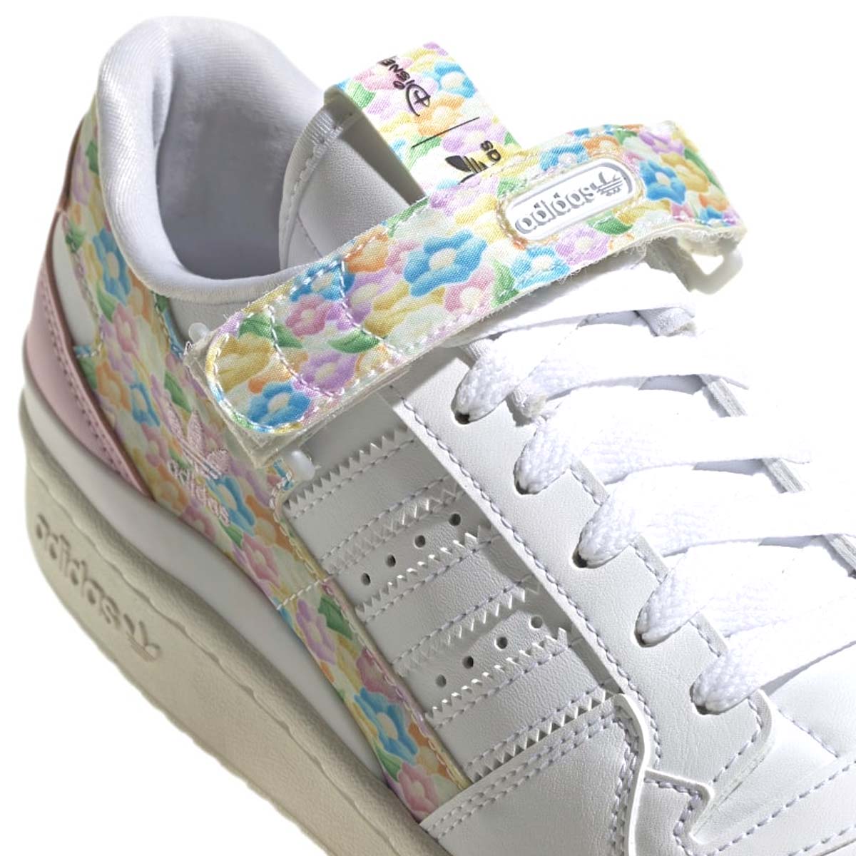 + Disney Wmns Forum 84 Low