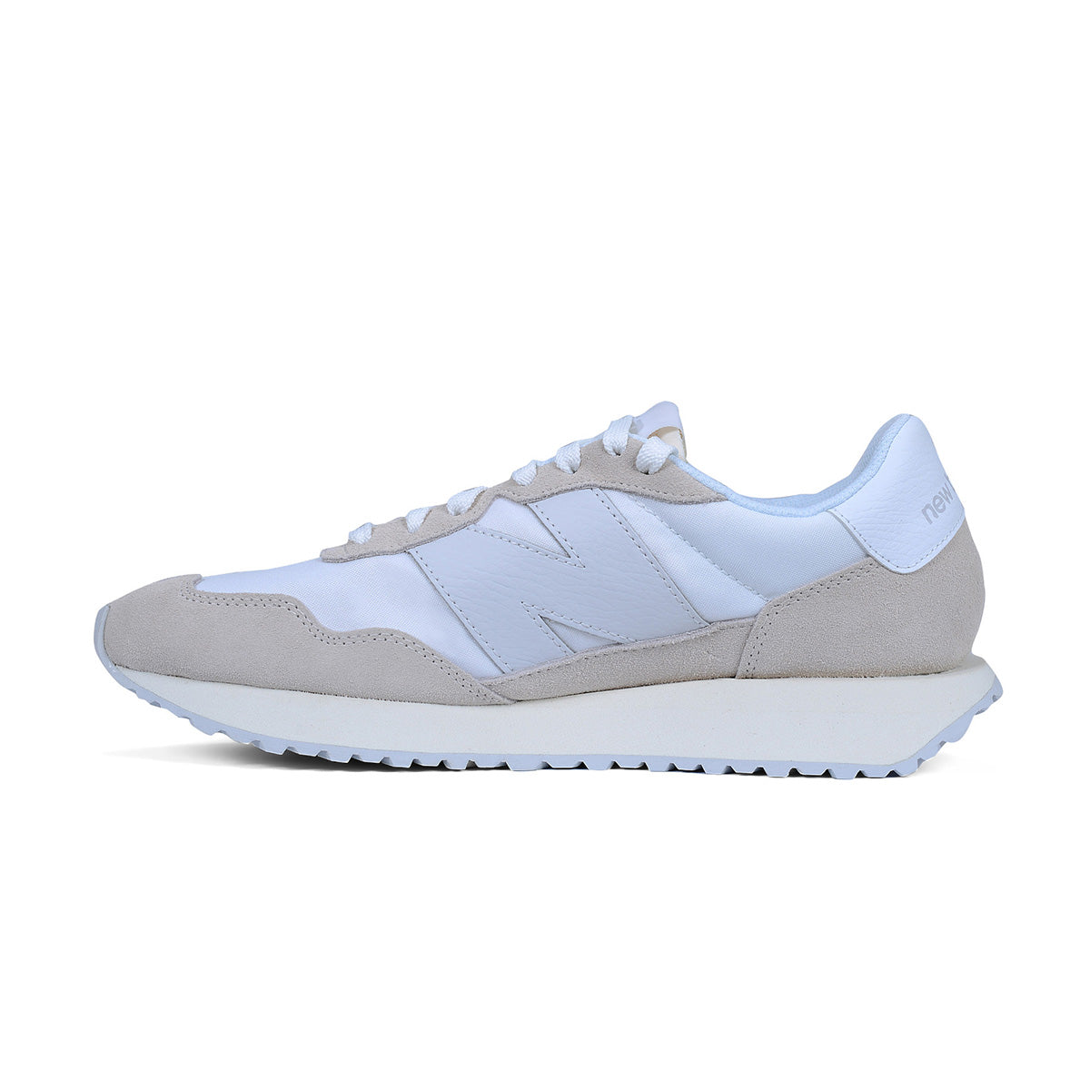 237 'Light Pink White'