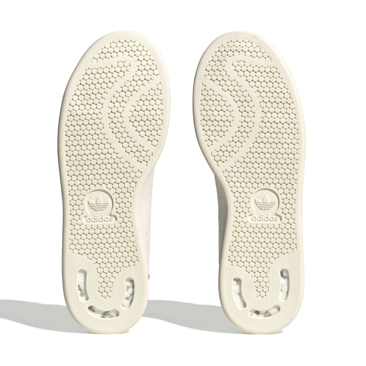 + Parley Stan Smith 'Chalk White'