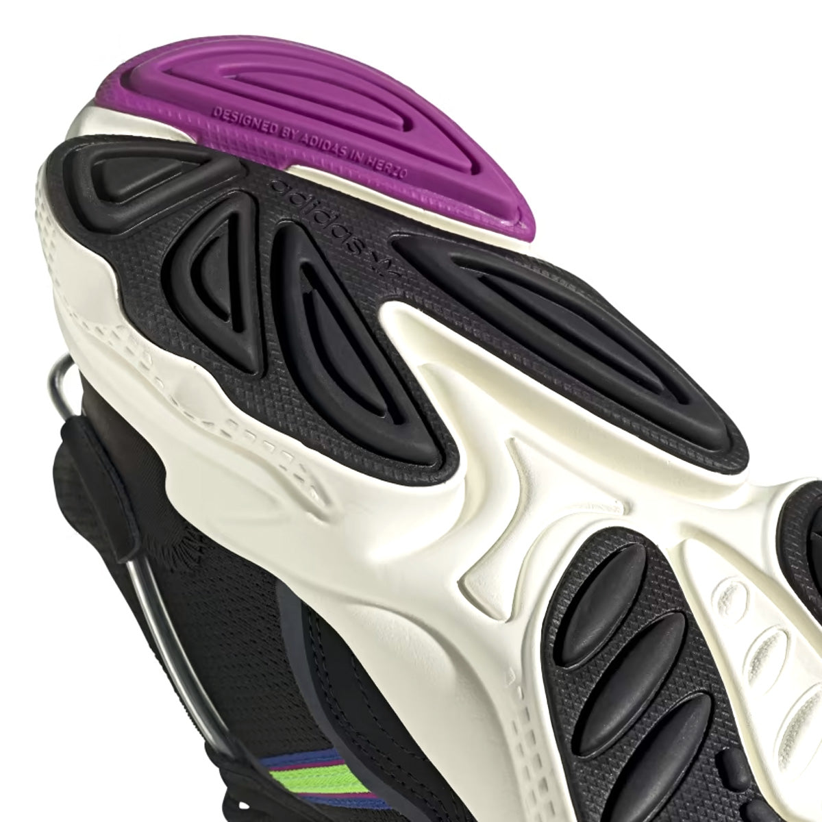 Wmns Ozweego 'Vivid Pink'