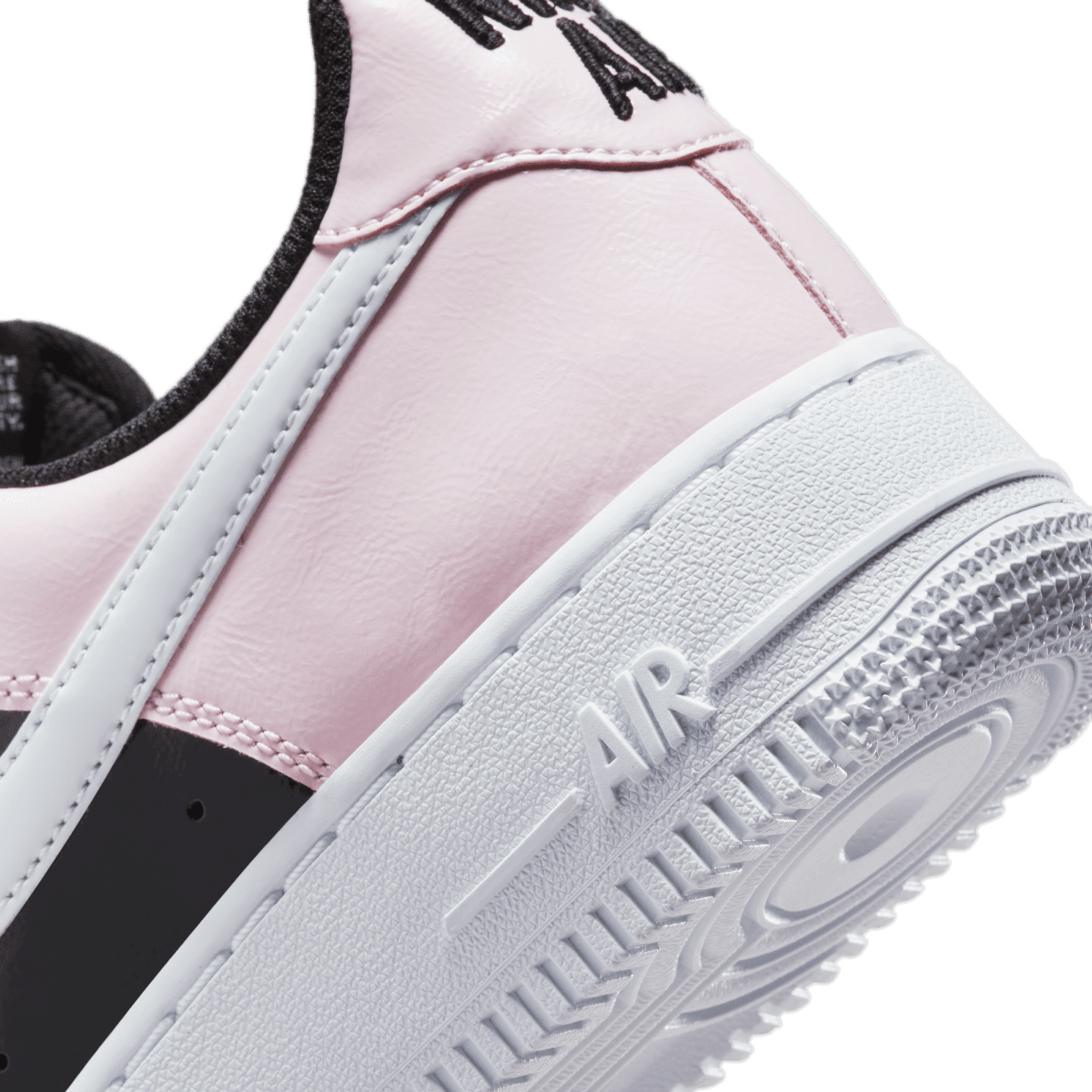 Wmns Air Force 1 ’07 Essential 'Pink Black'