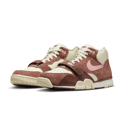 Air Trainer 1 'Valentine's Day'