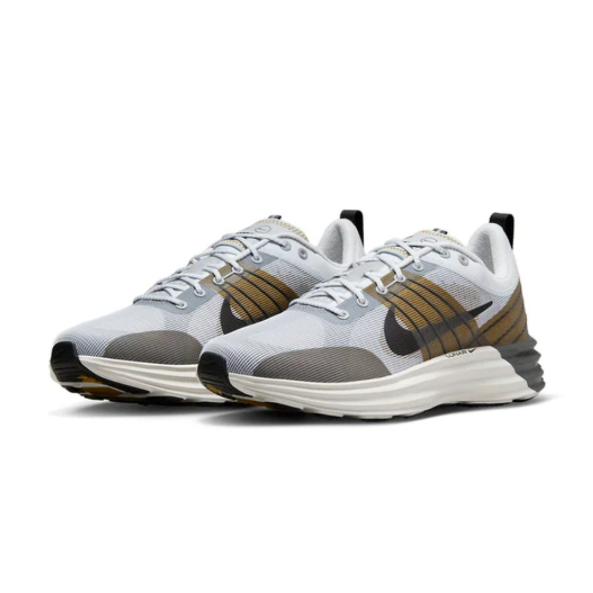 Lunar Roam 'Platinum Tint Desert Moss'