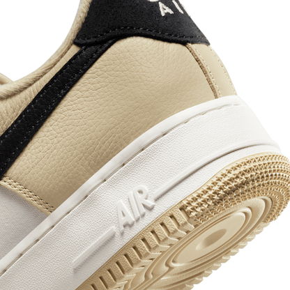 Air Force 1 '07 LX 'Team Gold Black'