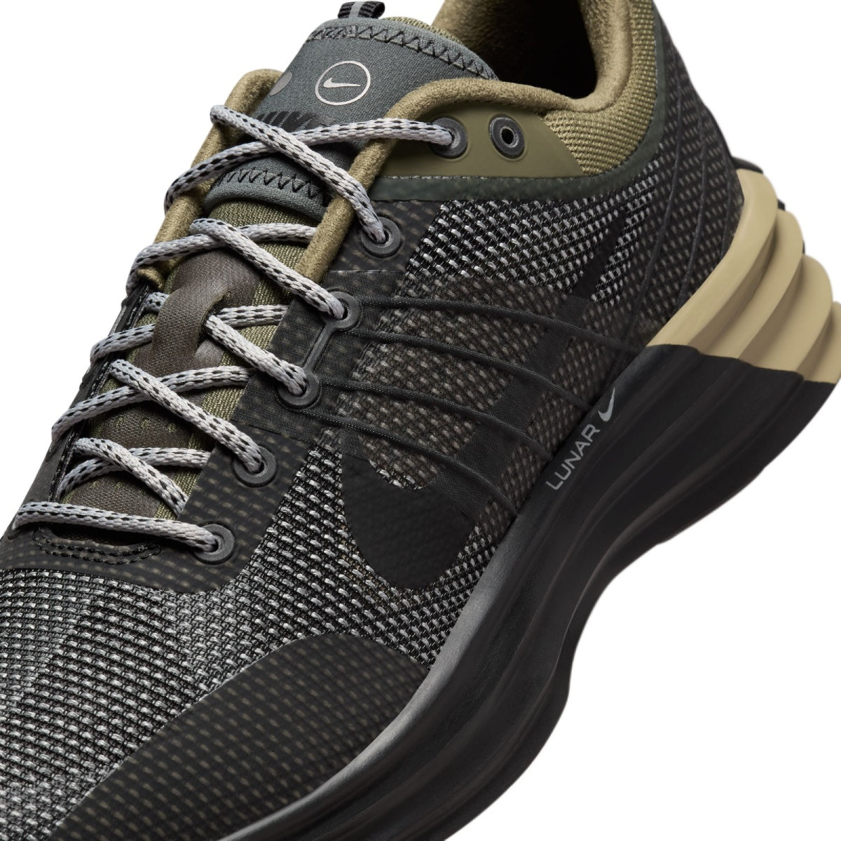Lunar Roam SE 'Medium Olive'