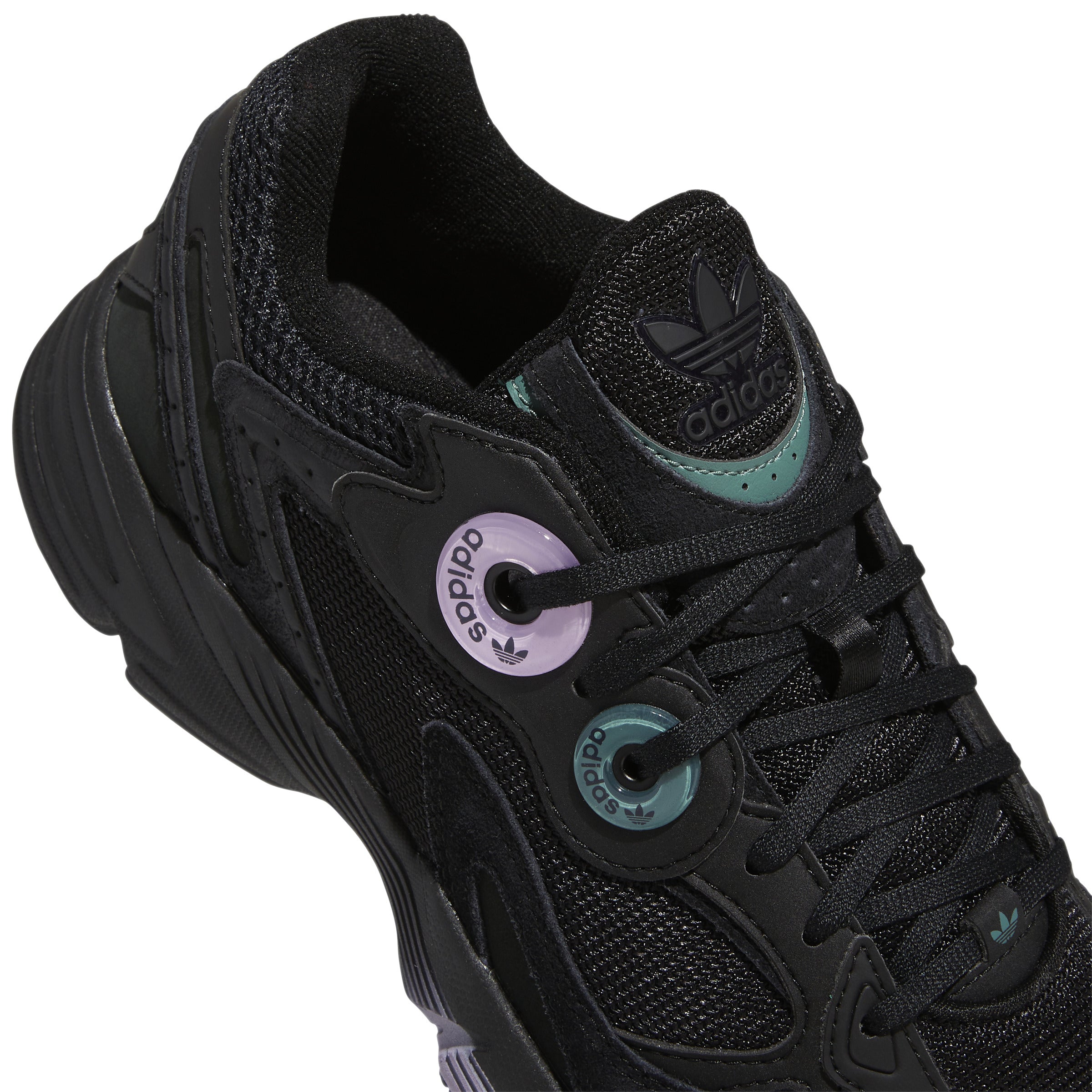 Wmns Astir 'Black'