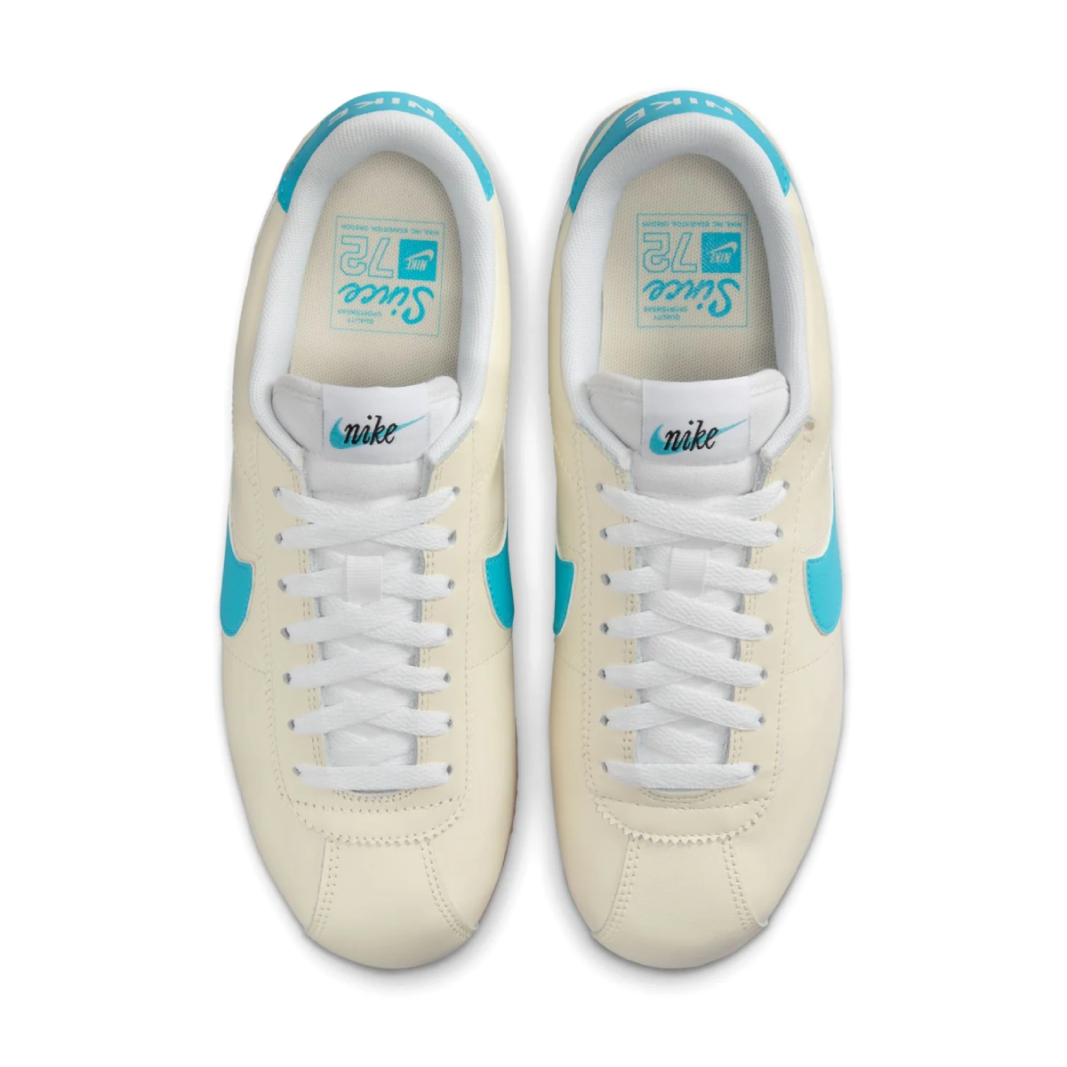 One word: tradition. From heritage running to fashion phenom, the retro appeal, sponge-soft midsole and seesaw detailing of this classic sneaker delivers, decade after decade. This iteration pairs that vintage vibe with easy-to-style colors for a look that's as versatile as it is timeless.