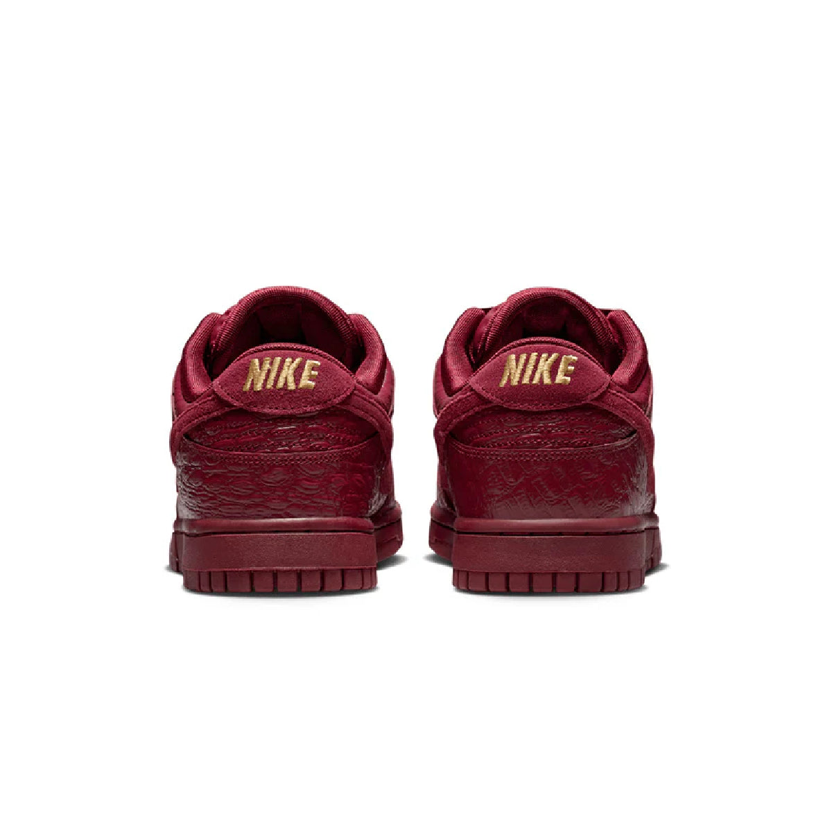 Wmns Dunk Low 'Crocs Team Red'