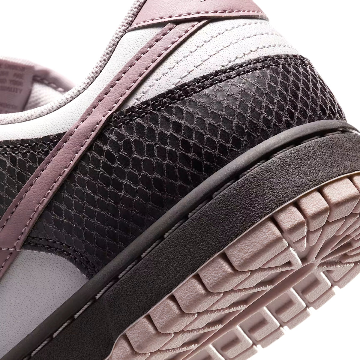 Dunk Low SE 'Medium Ash Snakeskin'
