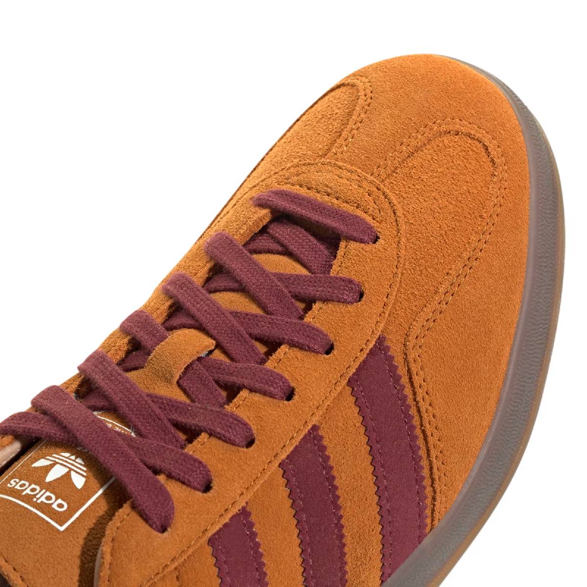 Gazelle Indoor 'Warm Sandstone'