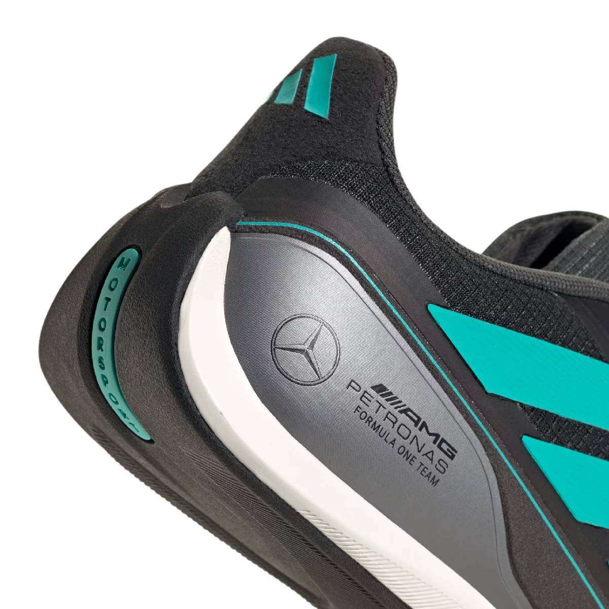 + FEROZA MERCEDES AMG PETRONAS F1 TEAM 'Mint Rush'